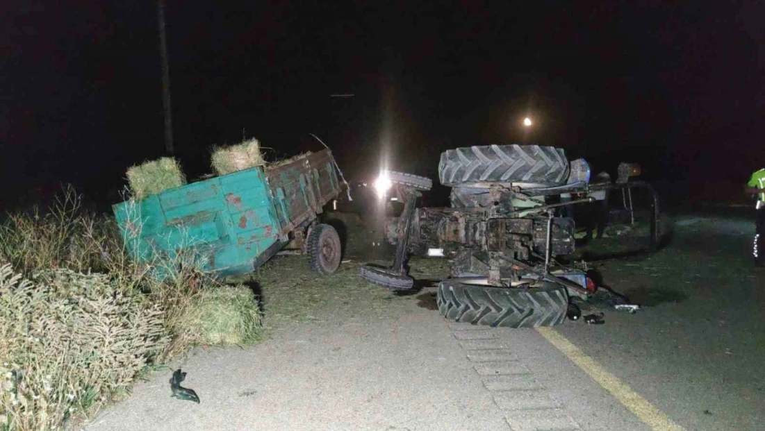 Van'da otomobil ile traktör çarpıştı: 5 yaralı