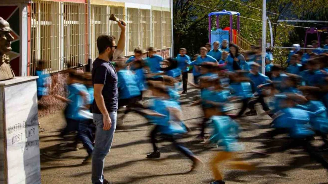 'Öğretmen Gözüyle' temalı fotoğraf yarışması düzenlenecek