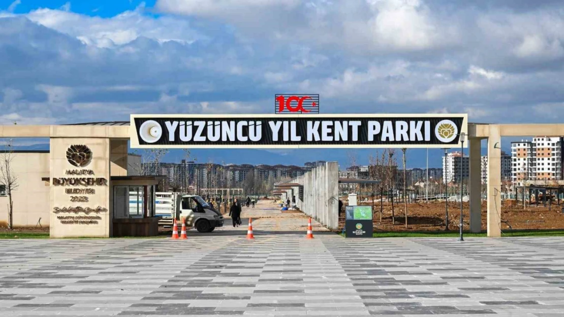 100. Yıl kent parkında sona doğru