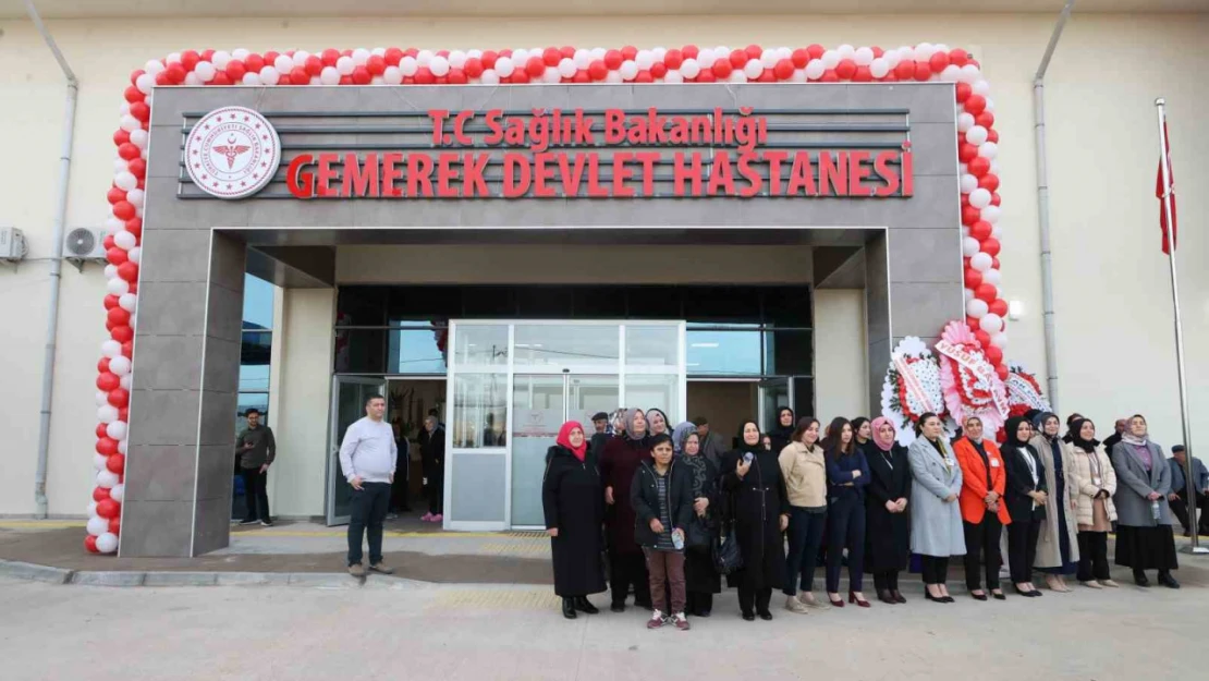 25 yatak kapasiteli Gemerek Devlet Hastanesi hizmet veremeye başladı