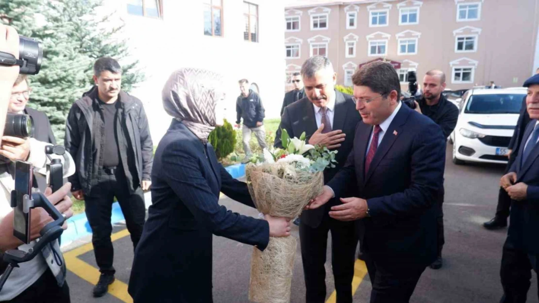 Adalet Bakanı Yılmaz Tunç Erzurum'da