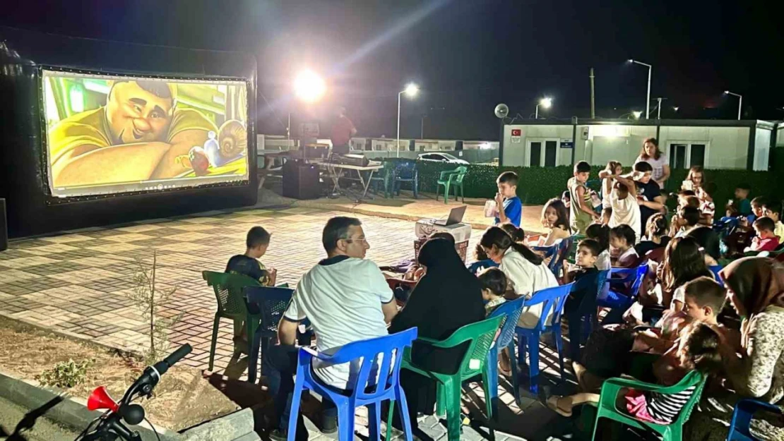 Adıyaman'da çocuklar için açık hava sineması etkinliği düzenlendi