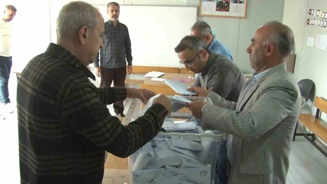 Adıyaman'da oy sayımı devam ediyor