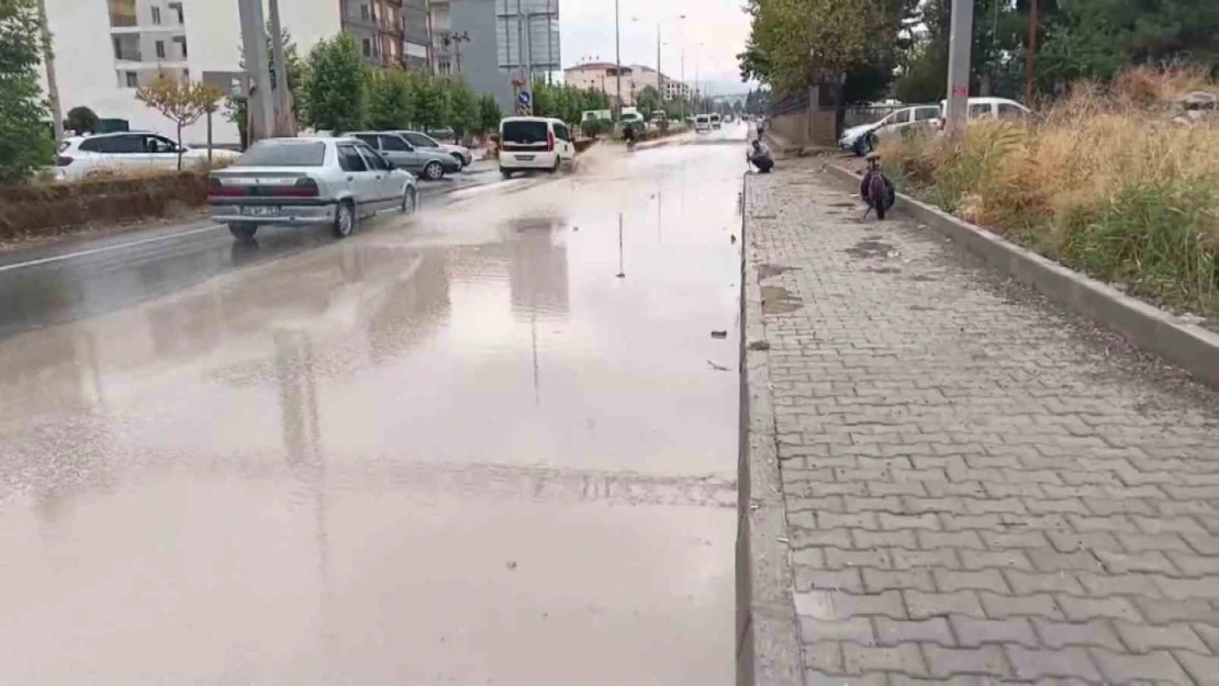 Adıyaman'da sağanak yağmur