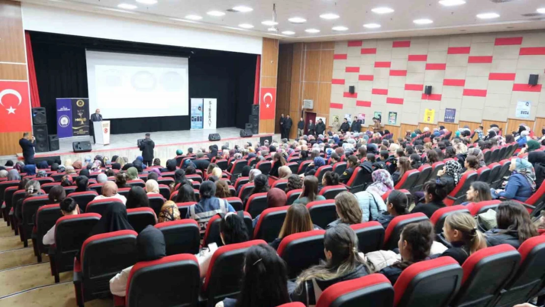 Ağrı'da 'En İyi Narkotik Polisi Anne' Projesi ile uyuşturucuyla mücadele yoğunlaşıyor