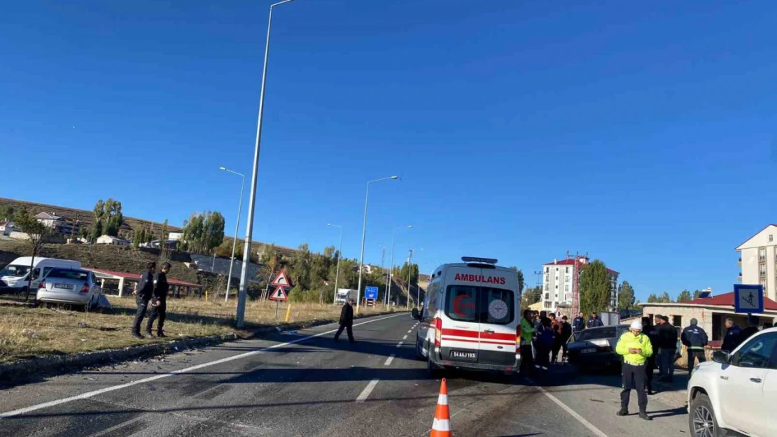 Ağrı'da trafik kazası: 3 yaralı