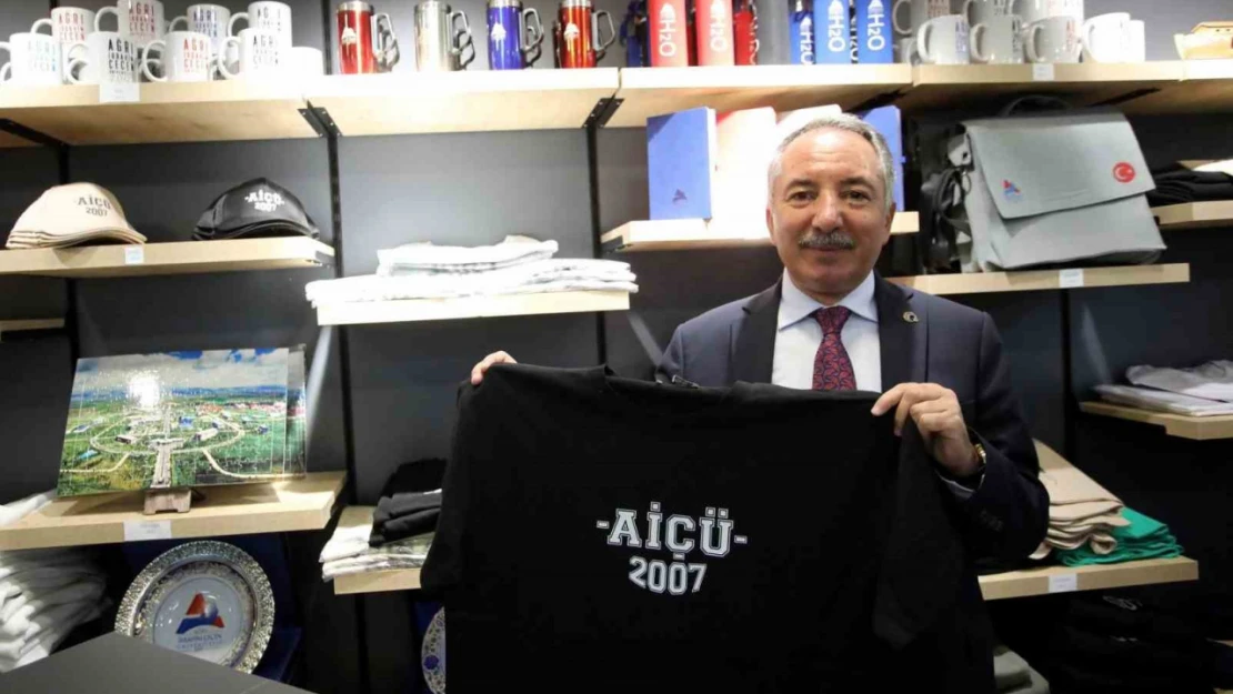 AİÇÜ store açıldı