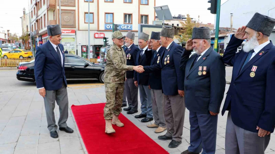 Altuğ Paşa'dan Muharip Gazilere ziyaret