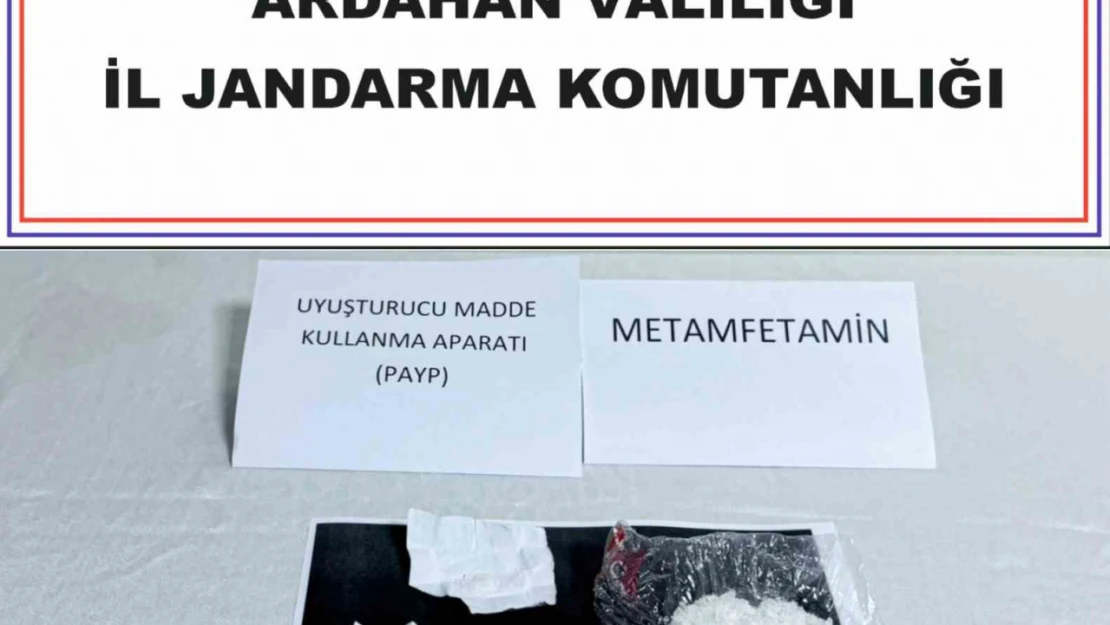 Ardahan'da uyuşturucu satışına suçüstü: 4 kişi tutuklandı