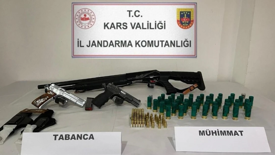 Arpaçay'da silahla 3 kişiyi yaralamıştı: Jandarma kıskıvrak yakaladı