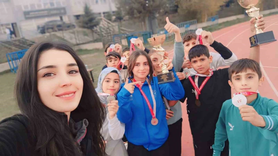 Aşkale atletizmde başarısını sürdürüyor