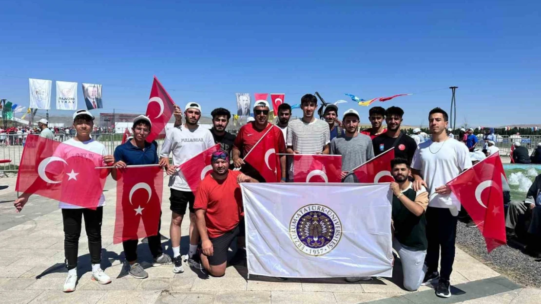 Atatürk Üniversitesi ailesi, Malazgirt'te kahraman ecdadını andı