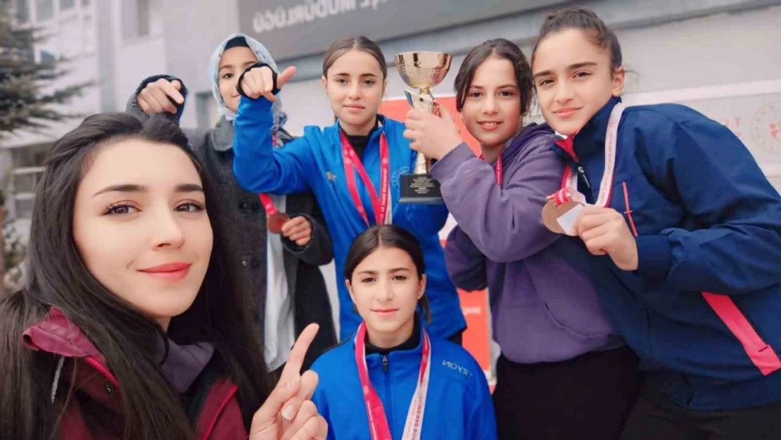 Atletizm yarışmalarında büyük başarı