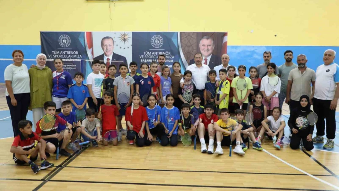 Badminton Gelişim Kampı Ağrı'da başladı