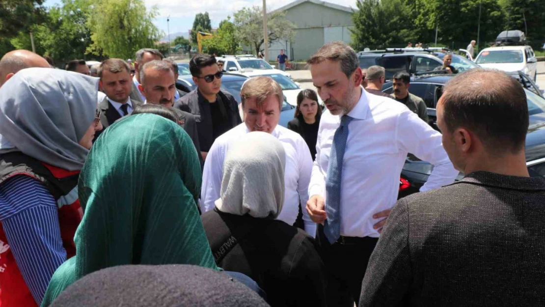 Bakan Bayraktar: 'Adeta iğneyle kuyu kazdık. Samanlıkta iğne arar gibi onları aradık'