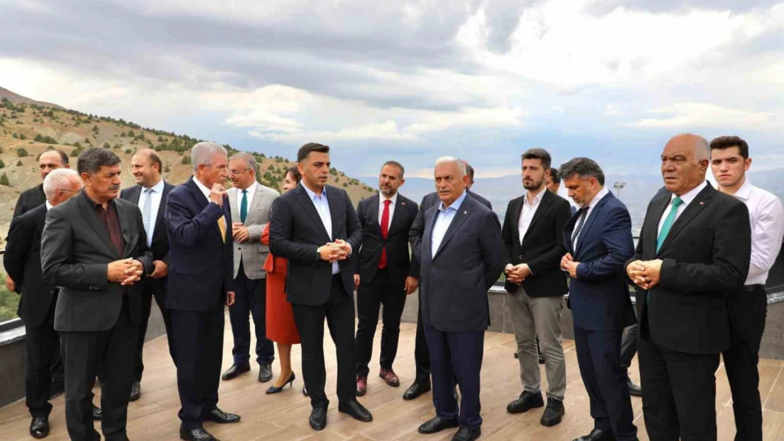 Binali Yıldırım Erzincan'a yapılan yatırımları yerinde inceledi