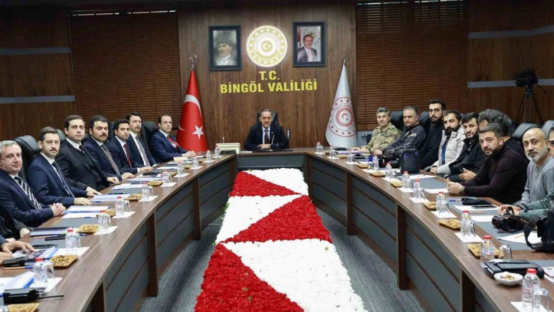 Bingöl'de 2023 yılında 38 milyon 818 bin kök kenevir ele geçirildi, 808 kişi gözaltına alındı