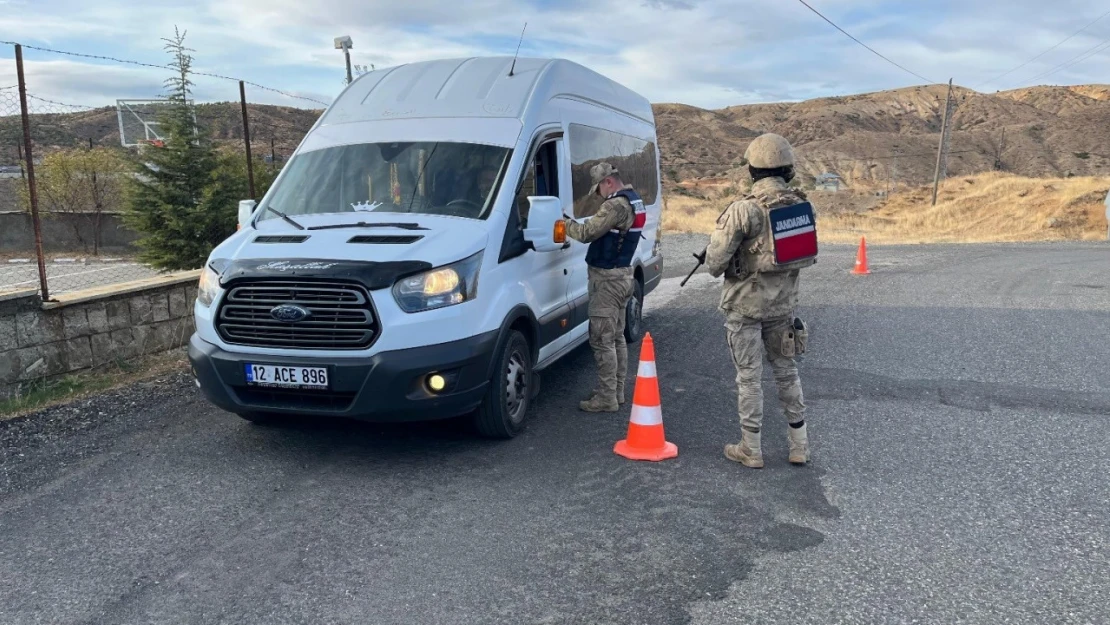 Bingöl'de okul çevreleri  ve servis araçları denetlendi