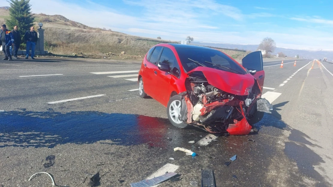 Bingöl'de trafik kazası: 4 yaralı