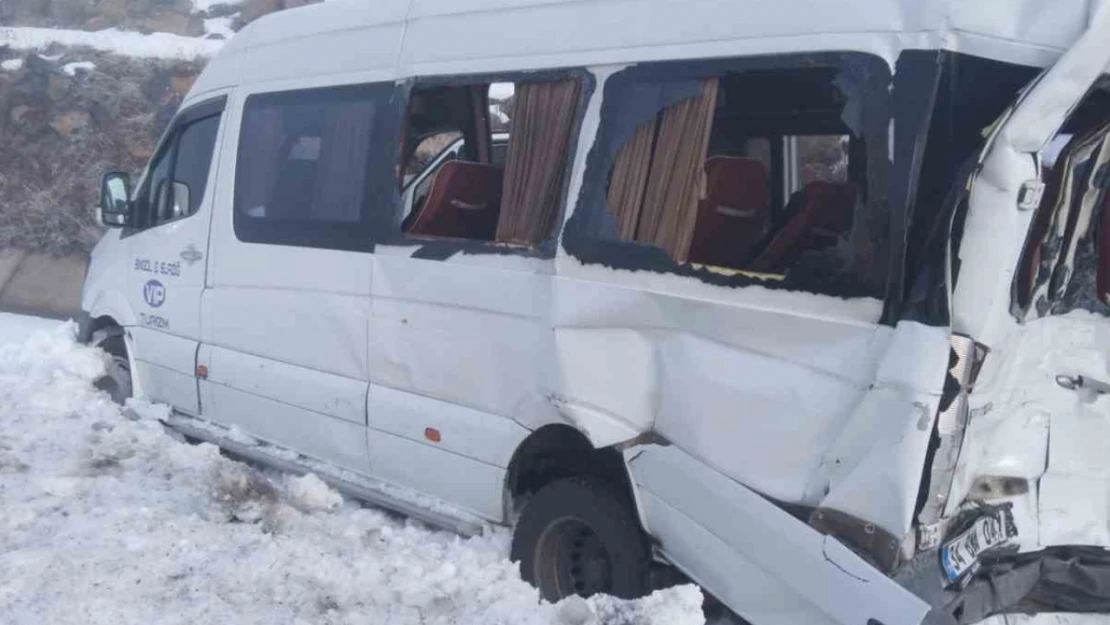 Bingöl'de trafik kazası: 7 yaralı