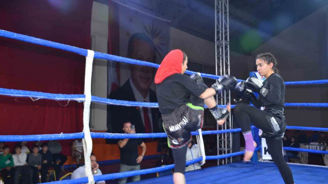 Bulanık'ta 'Uluslararası Muay Thai Müsabakası' düzenlendi