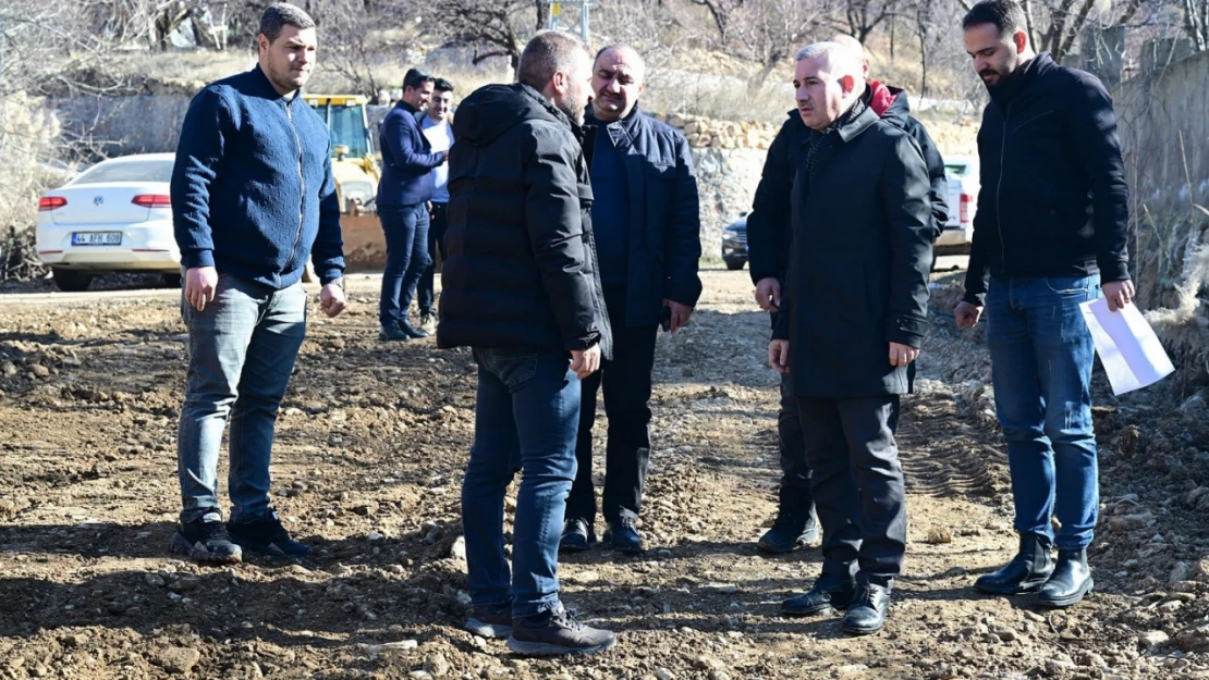 Çınar 'Gündüzbey'in ulaşım ağını akıcı hale getiriyoruz'