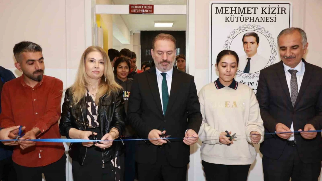 Depremde ölen öğretmen Mehmet Kizir'i adı kütüphanede yaşatılacak