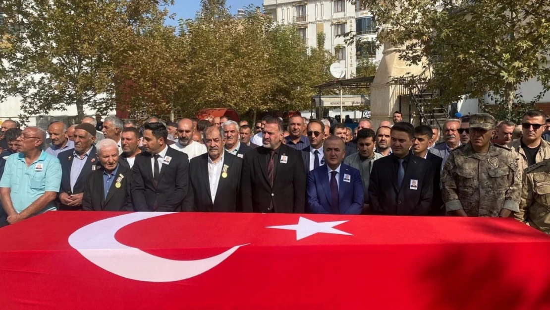 Elazığ'da 70 yaşındaki Kıbrıs gazisi son yolculuğuna uğurlandı