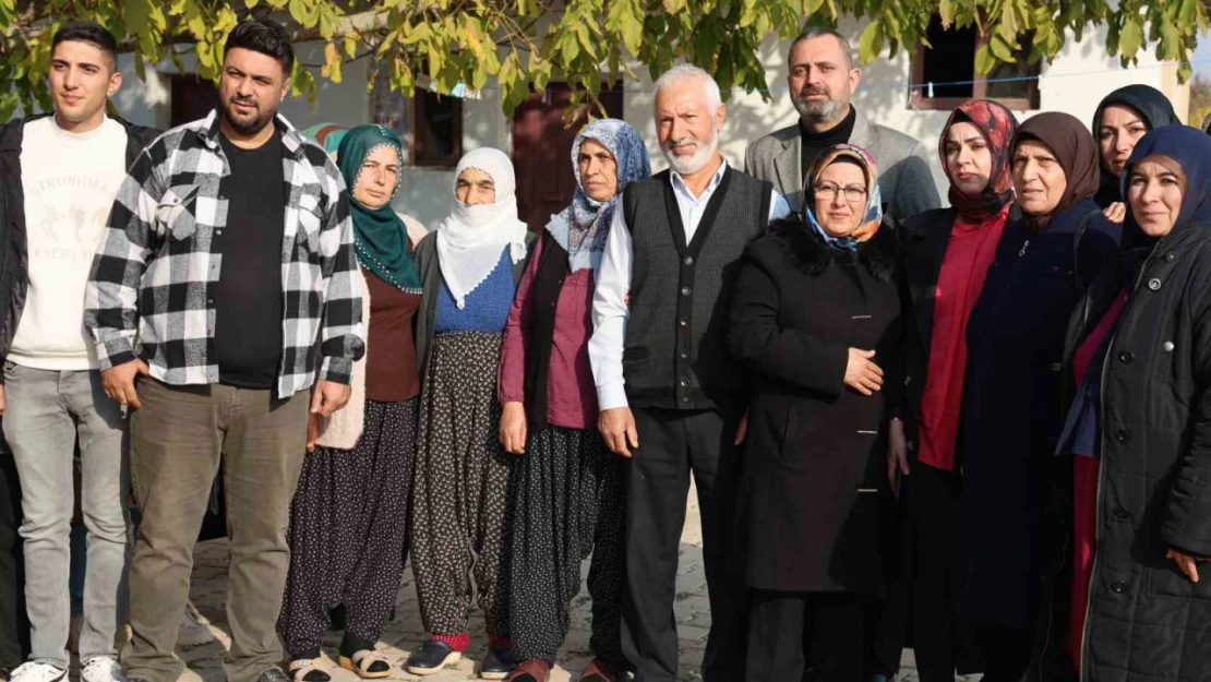 Elazığ'da Kırmızı Montlular, şehit aileleriyle bir araya geldi