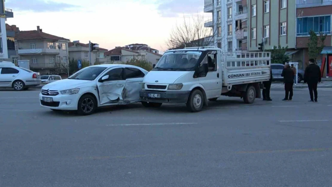 Elazığ'da trafik kazası: 4 yaralı