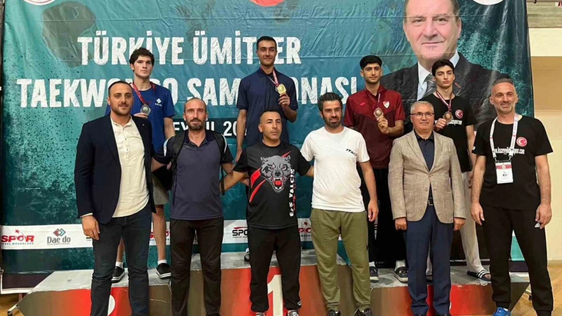 Emirhan Okşan, Taekwondo Türkiye 3.'sü