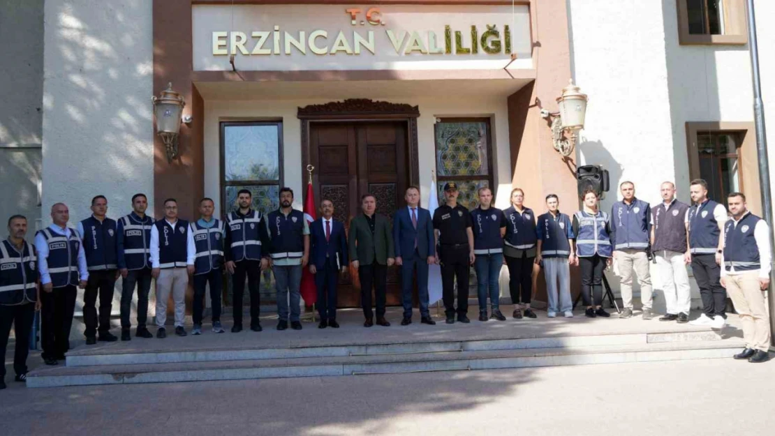 Erzincan'da 'Okul Polisleri Projesi' start aldı