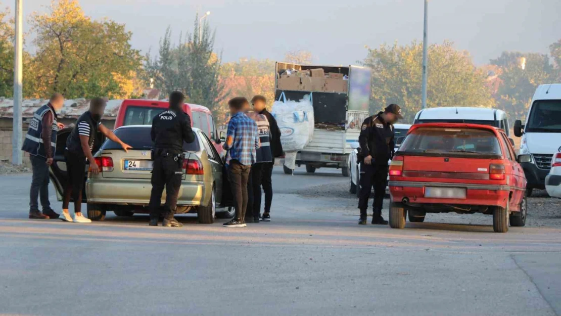 Erzincan'da 43 yıl 6 ay hapis cezası bulunan 7 şahıs yakalandı