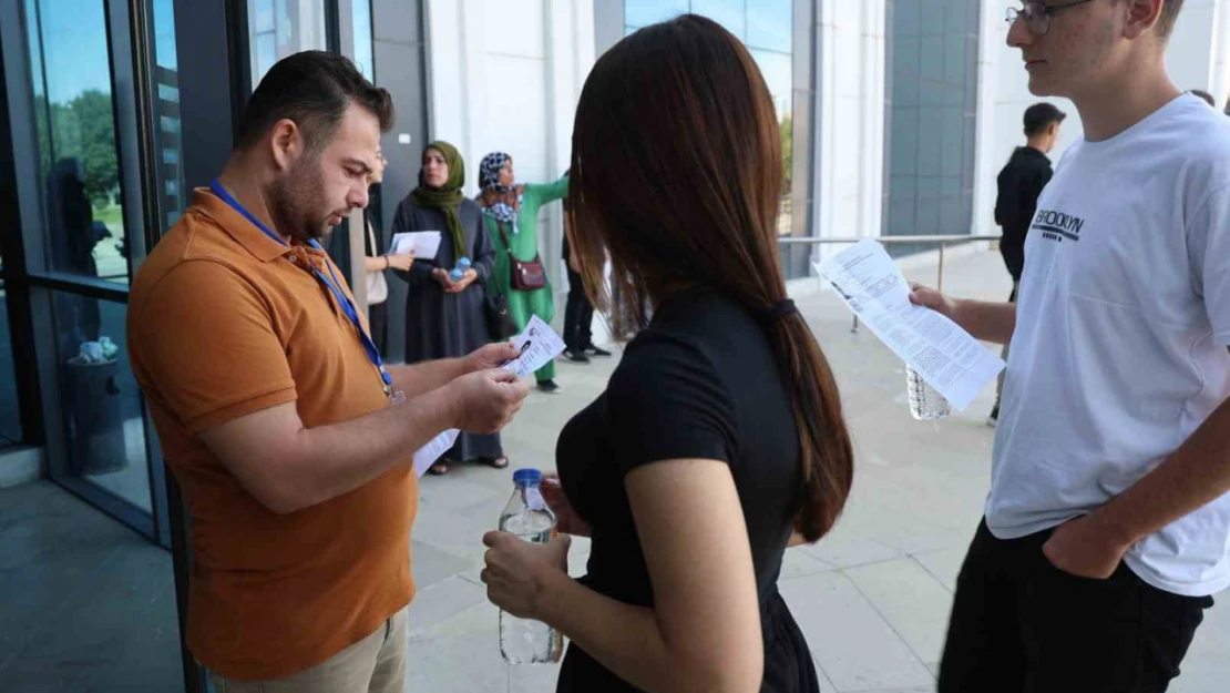 Erzincan'da Ortaöğretim KPSS heyecanı