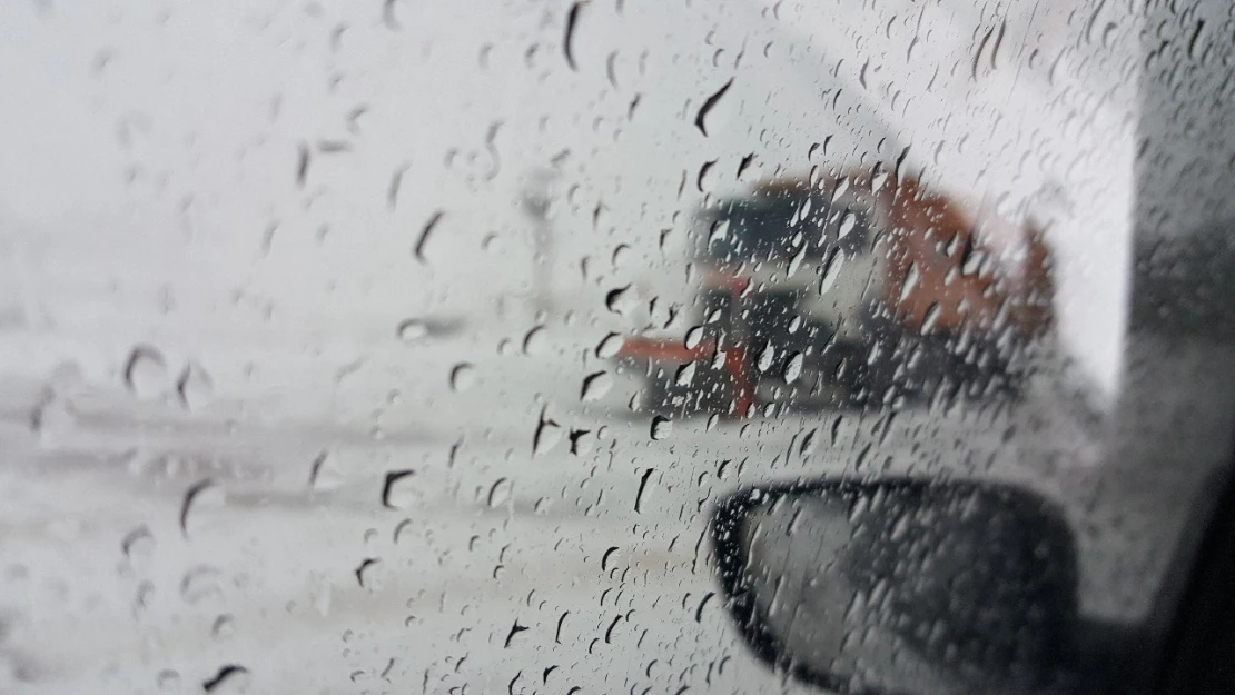Erzincan'ın yüksek kesimlerinde kar yağışı