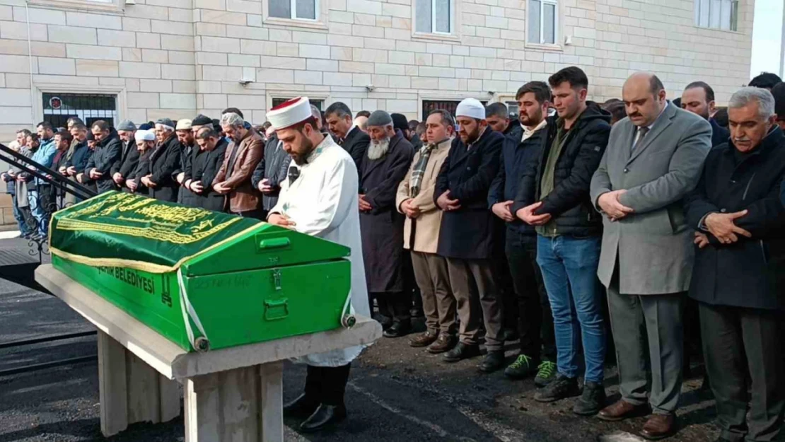 Erzurum'da çığ altında kalan operatör hayatını kaybetti