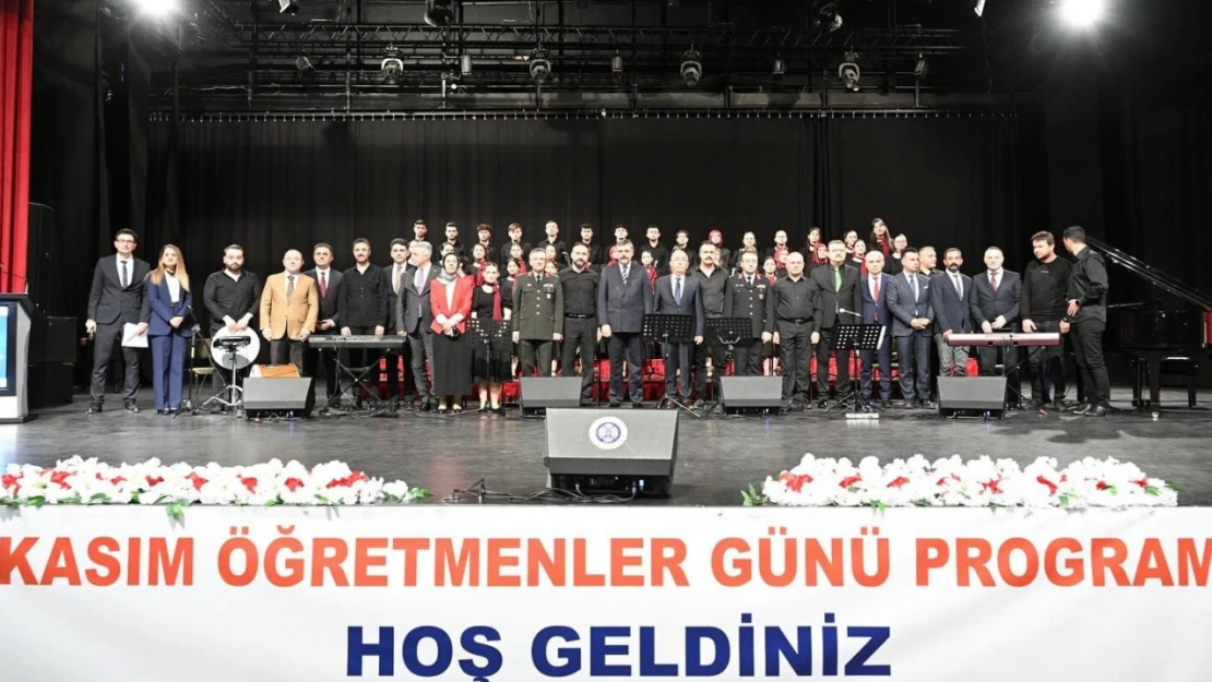 Erzurum'da öğretmenler yemin etti