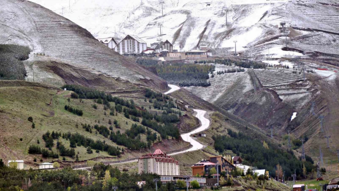 Erzurum'da sağanak yağışlar sürecek