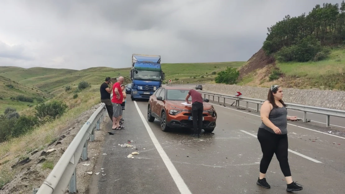 Erzurum'da zincirleme trafik kazası: 8 yaralı