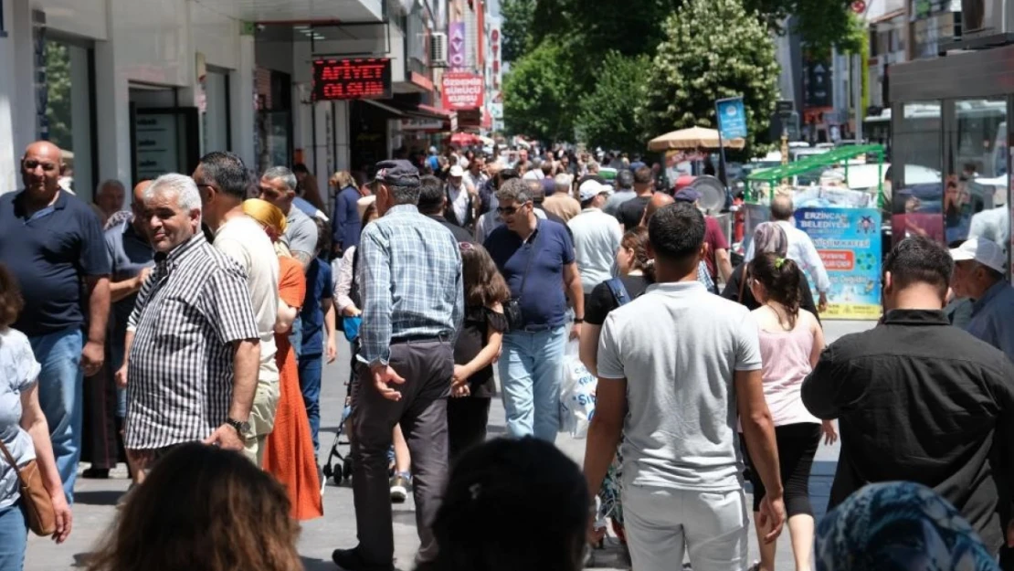 Fertler en çok tanıdığı insanlarla olan kişisel ilişkilerinden memnun