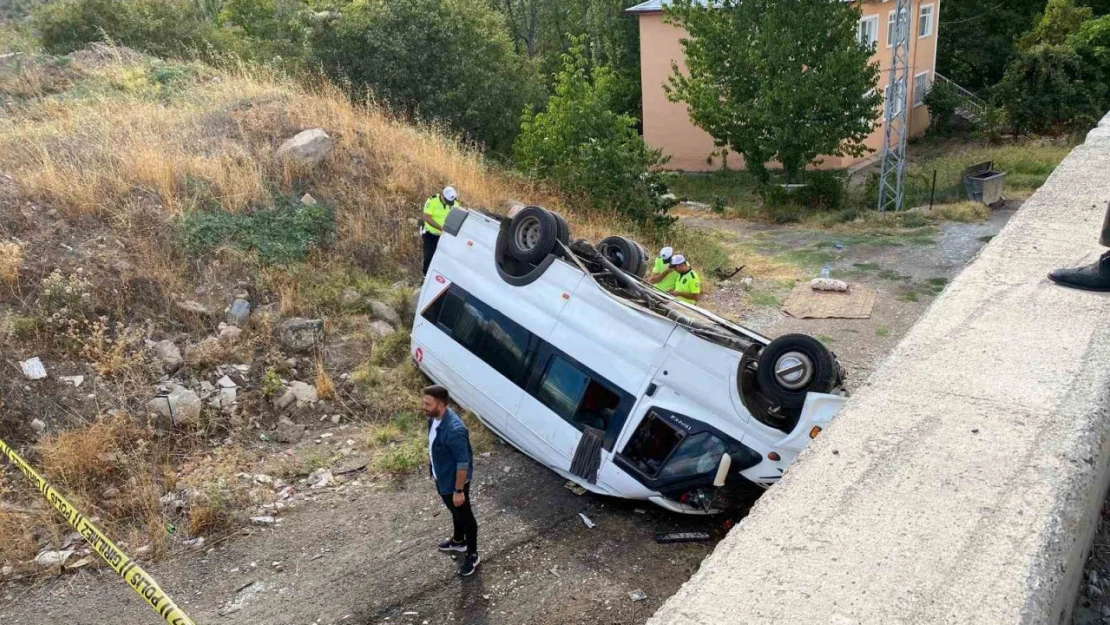 Fındık işçileri dönüş yolunda kaza yaptı: 14 yaralı