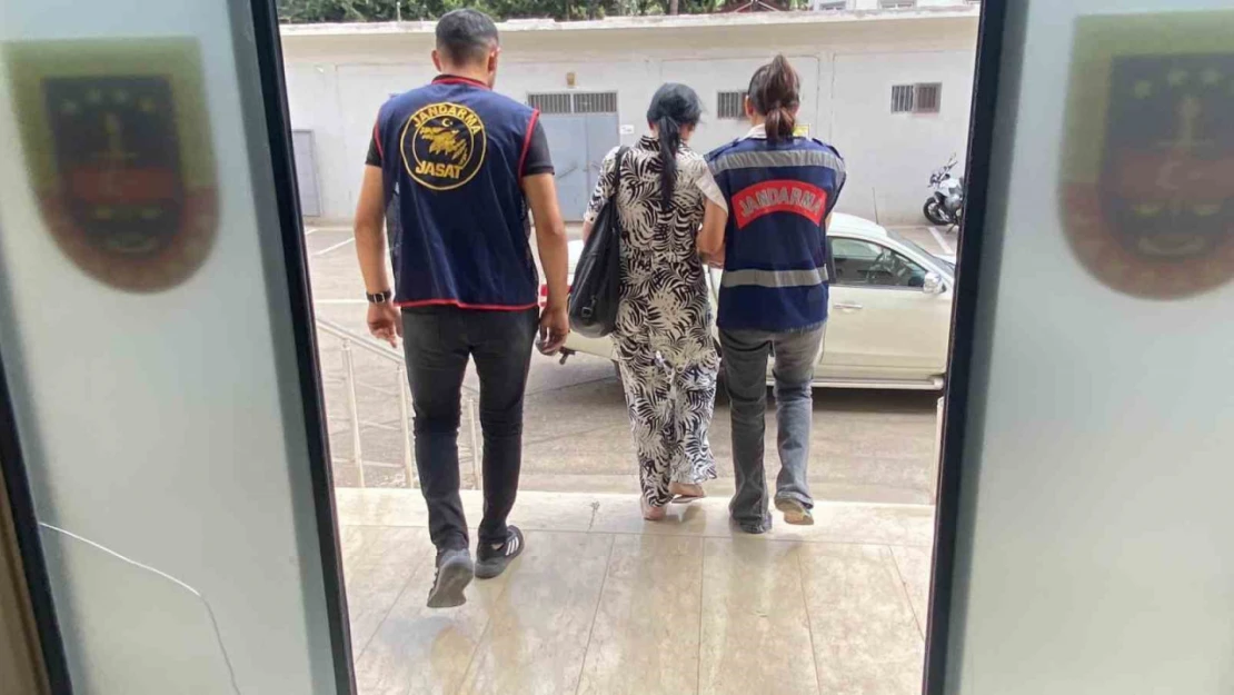 Fuhşa teşvikten 42 yıl kesinleşmiş hapis cezasıyla aranan şahıs Gaziantep'te yakalandı