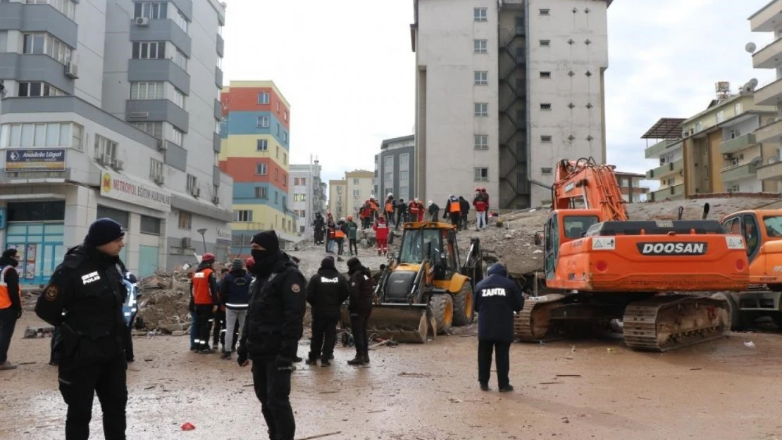 Gaziantep'te 21 kişinin öldüğü Gölgeler Apartmanı'yla ilgili karar çıktı