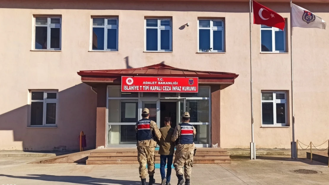 Gaziantep'te 3 kaçak göçmen organizatörü yakalandı