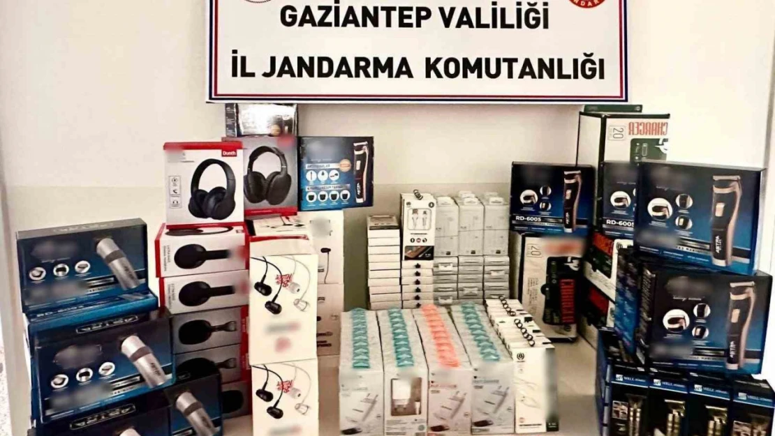 Gaziantep'te 700 bin TL değerinde kaçak teknolojik ürün ele geçirildi