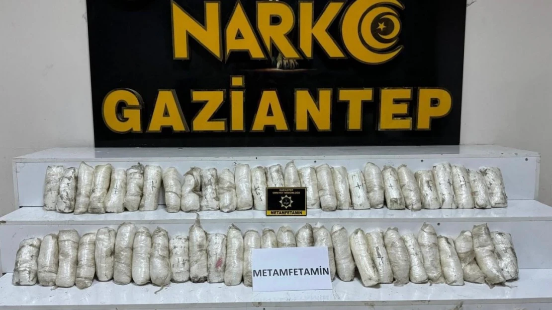 Gaziantep'te tır tekerleğine gizlenmiş 124 kilo metamfetamin ele geçirildi