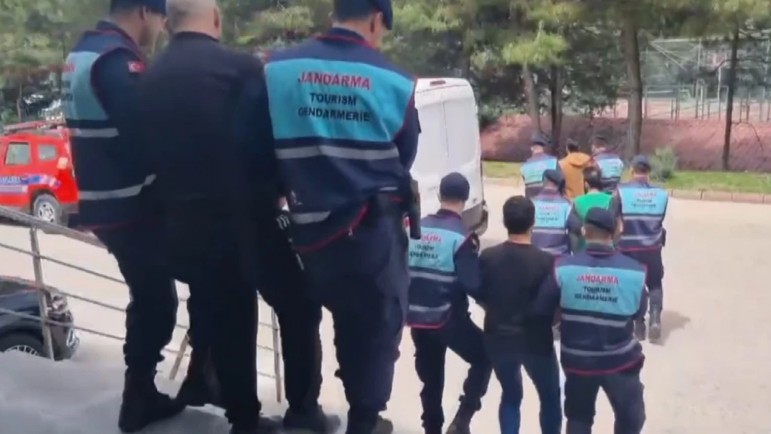 Gaziantep'te uyuşturucu tacirlerine şafak operasyonu: 5 gözaltı