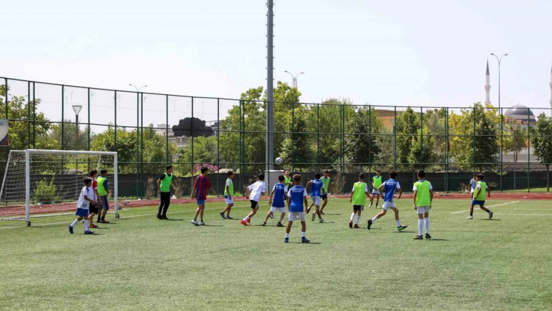 Gaziantep'te yaz spor okullarına bir haftada 16 bin kişi katıldı