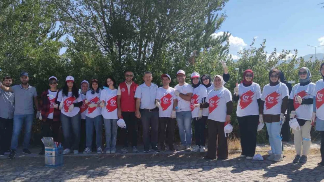 Gönüllüler Kazım Karabekir Stadyumu'nun çehresini değiştirdi