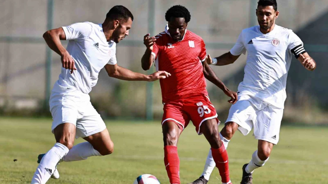 Hazırlık maçı: Antalyaspor: 0 - Sivasspor: 1